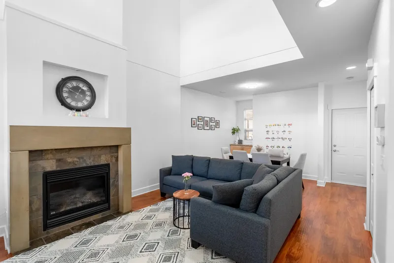 30 6300 BIRCH STREET - photo 4 of 25