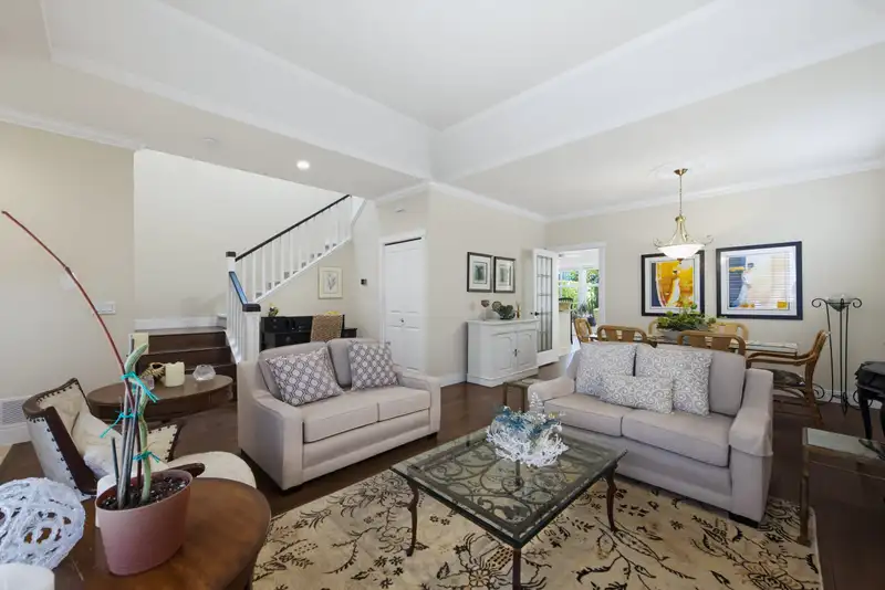 137 15500 ROSEMARY HEIGHTS CRESCENT - photo 3 of 39