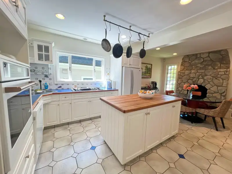 3075 W 36TH AVENUE - photo 4 of 21