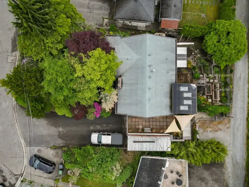 1392 CHARLAND AVENUE - photo 3 of 40