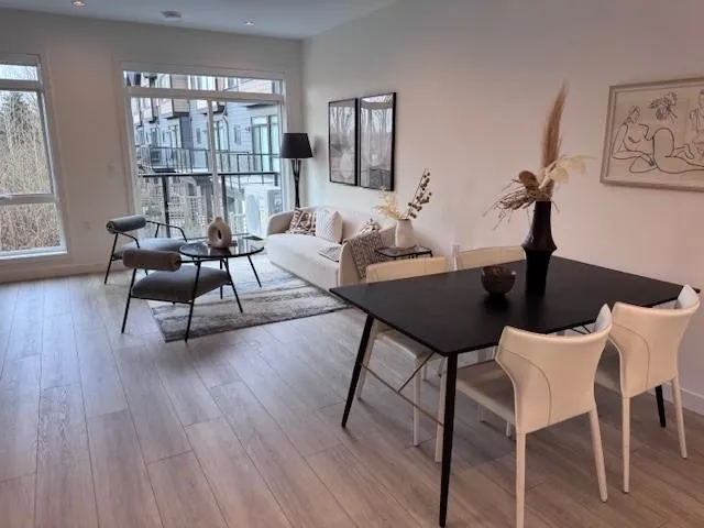 14 4337 BOUNDARY ROAD - photo 2 of 13