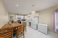 8067 162B STREET - thumbnail 14