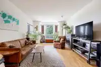 316 14 E ROYAL AVENUE - thumbnail 3
