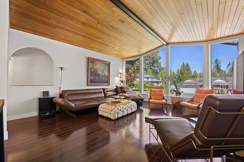 3155 CARDINAL DRIVE - photo 4 of 40