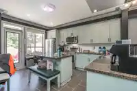 32 19560 68 AVENUE - thumbnail 9