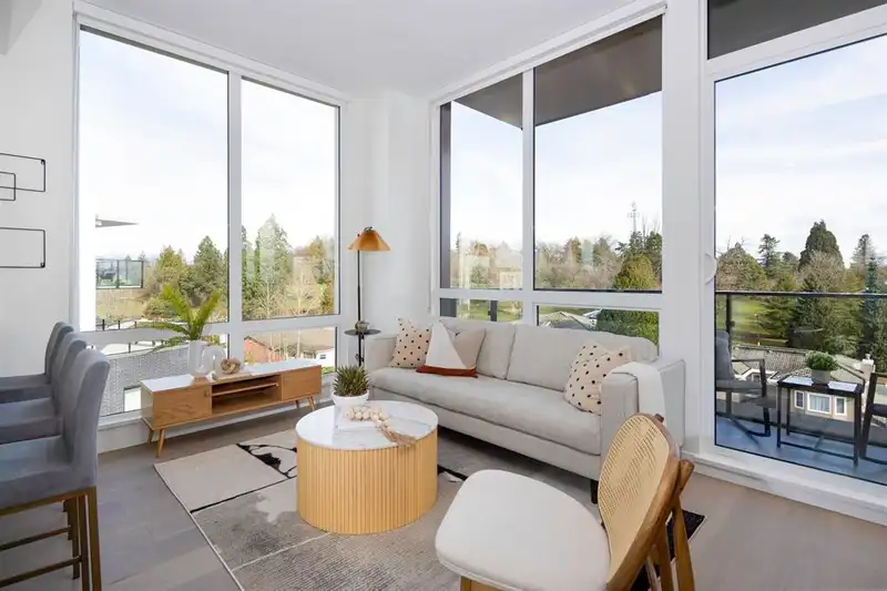 607 5212 CAMBIE STREET - photo 2 of 24