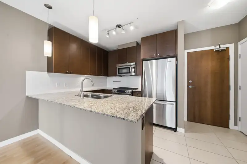 507 7360 ELMBRIDGE WAY - photo 3 of 8