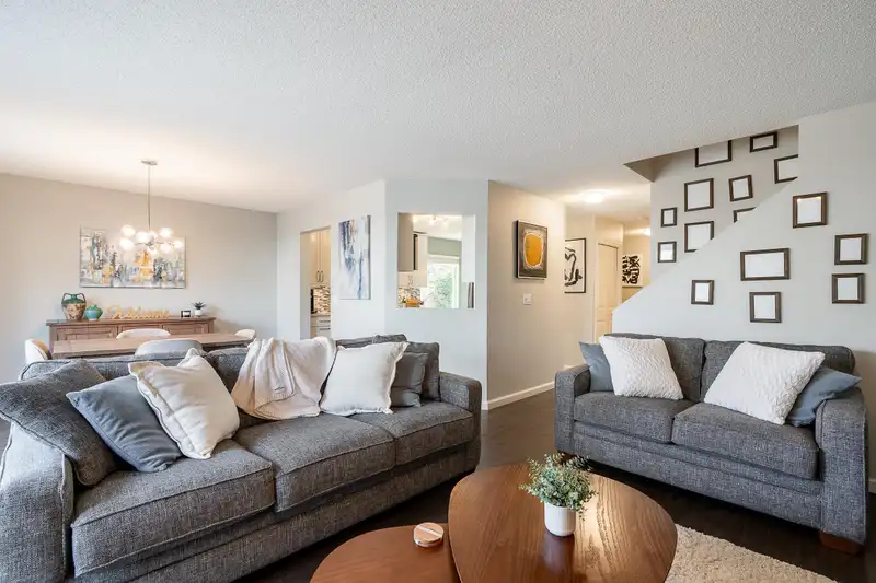 18 2561 RUNNEL DRIVE - photo 4 of 31