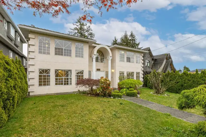 7728 MARY AVENUE - photo 1 of 28