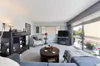 205 330 W 2ND STREET - thumbnail 2