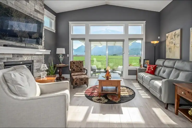 97 46213 HAKWELES ROAD - photo 4 of 40