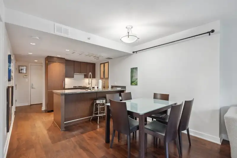 609 1055 RICHARDS STREET - photo 2 of 39