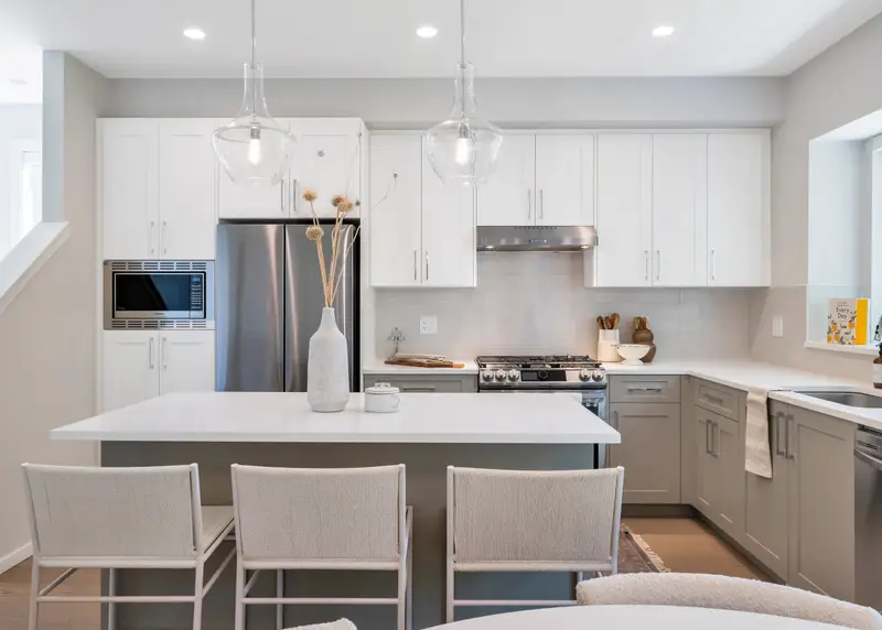 124 1833 165A STREET - photo 1 of 16