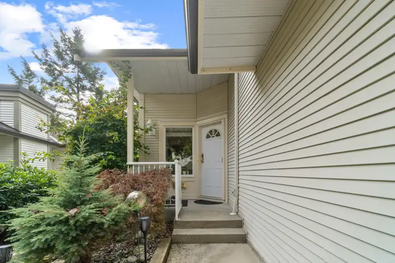 74 101 PARKSIDE DRIVE - photo 2 of 29