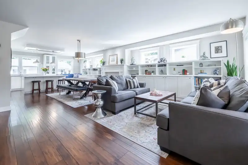 4602 200A AVENUE - photo 4 of 39