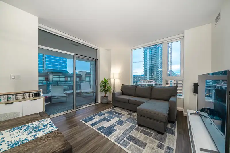 601 4465 JUNEAU STREET - photo 3 of 32