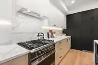 25 16358 90 AVENUE - thumbnail 4