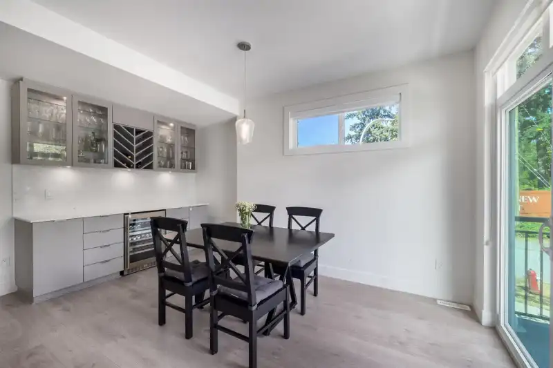 28 16561 17A AVENUE - photo 4 of 24