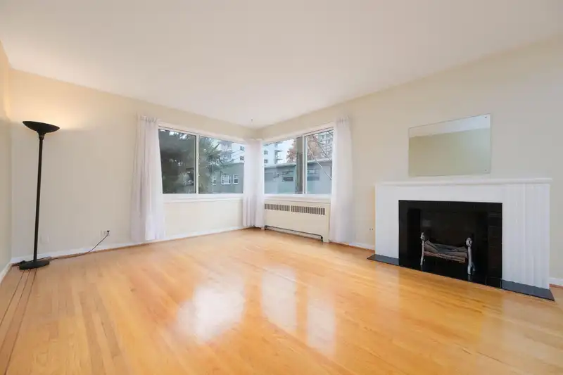 203 1878 ROBSON STREET - photo 2 of 23