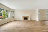 12420 PHOENIX DRIVE - thumbnail 2