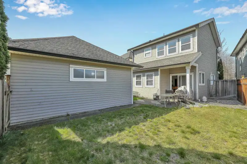 19590 SHINGLE BOLT CRESCENT - photo 3 of 28