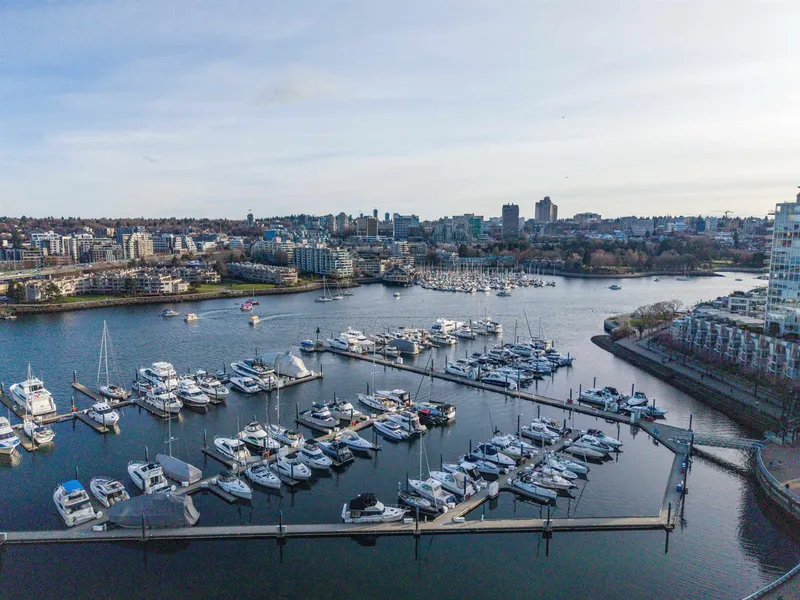 1507 1008 CAMBIE STREET - photo 2 of 25