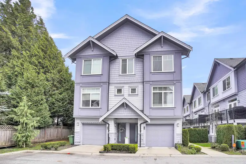 28 19239 70TH AVENUE - photo 1 of 35