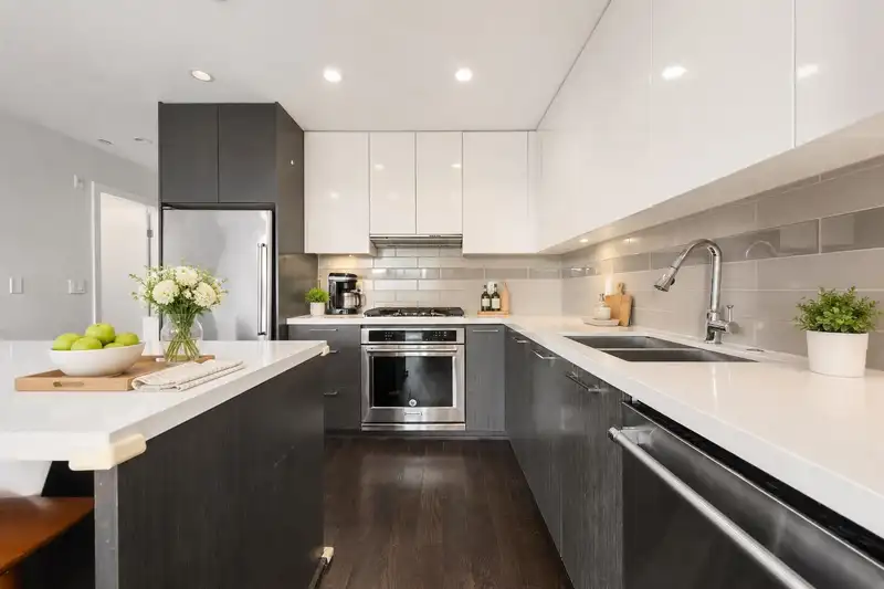 508 7008 RIVER PARKWAY - photo 1 of 18