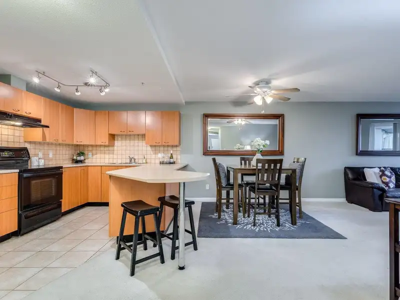 A225 2099 LOUGHEED HIGHWAY - photo 4 of 26