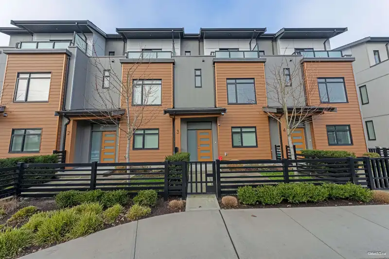 3 5651 STEVESTON HIGHWAY - photo 1 of 21