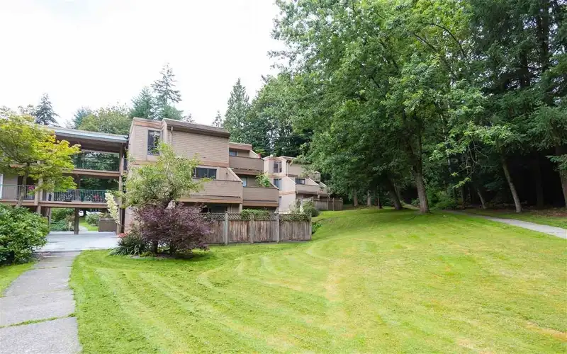 203 9131 CAPELLA DRIVE - photo 4 of 35