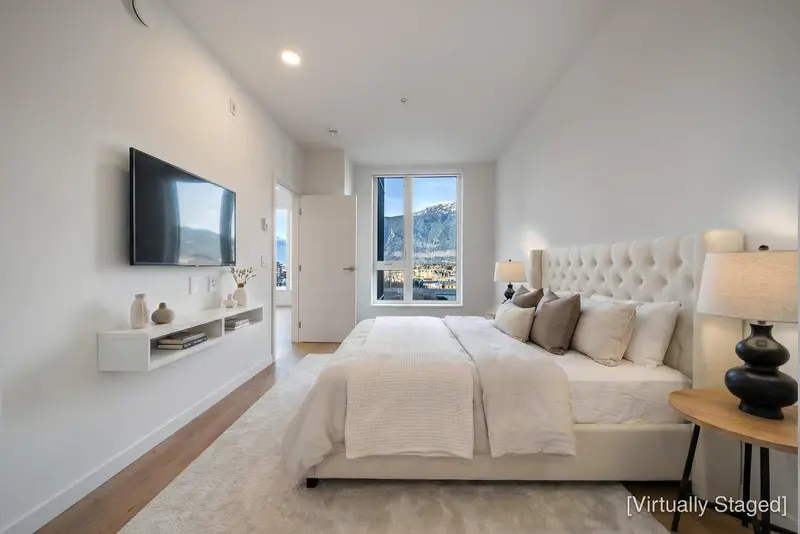 611 1506 SCOTT CRESCENT - photo 4 of 18