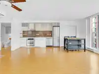 311 168 POWELL STREET - thumbnail 13