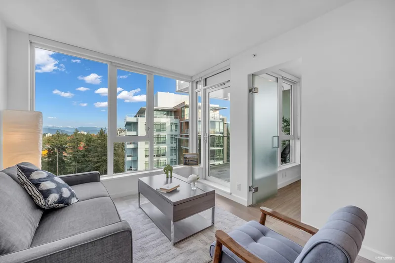 2303 3355 BINNING ROAD - photo 3 of 25