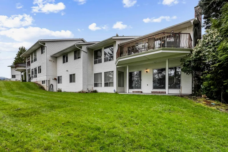 4 3632 BULKLEY STREET - photo 2 of 25