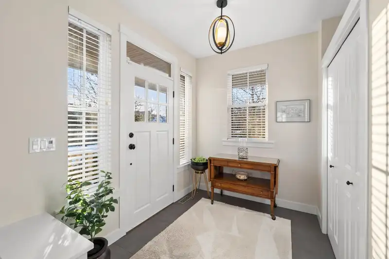 23005 JENNY LEWIS AVENUE - photo 3 of 39