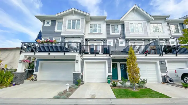 24 7167 116 STREET - photo 1 of 36