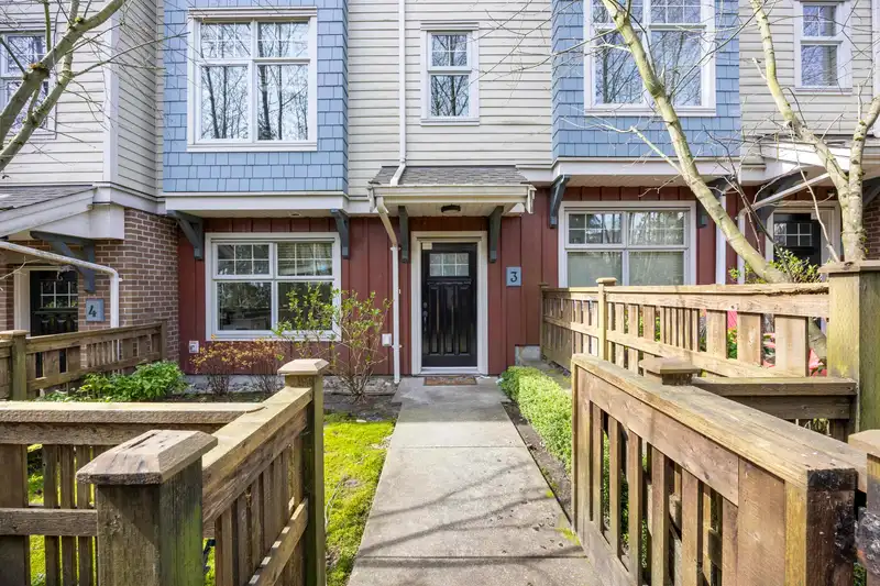 3 3380 FRANCIS CRESCENT - photo 1 of 34
