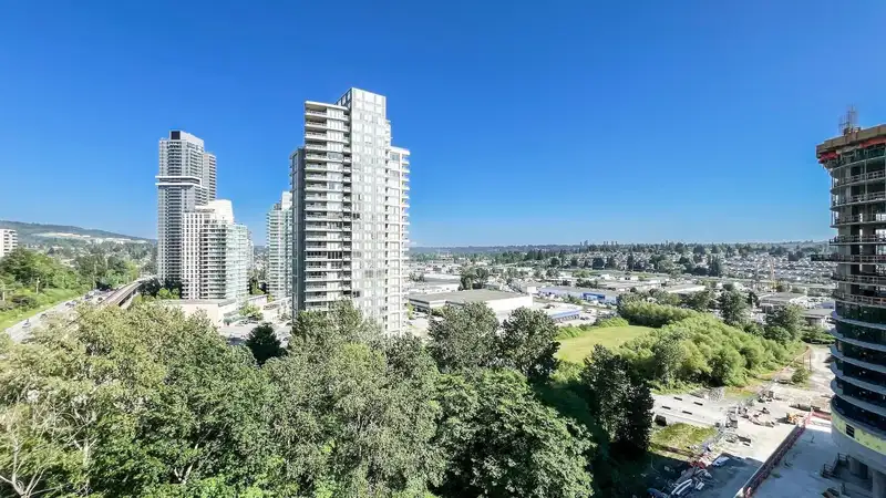 1001 4890 LOUGHEED HIGHWAY - photo 2 of 21