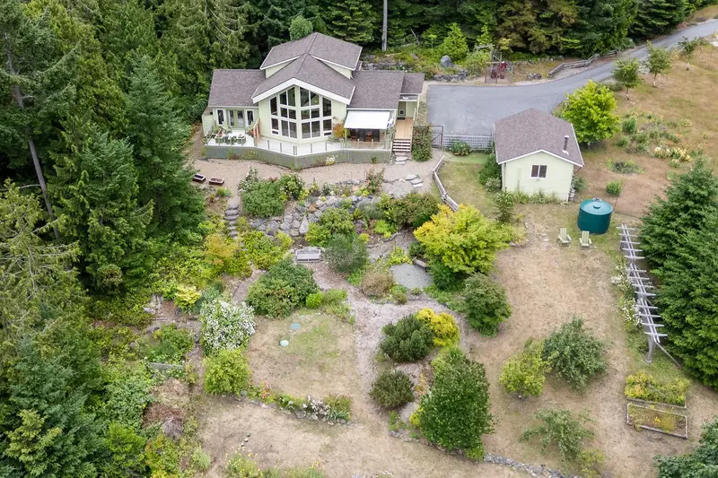 423 FELIX JACK ROAD - photo 3 of 25