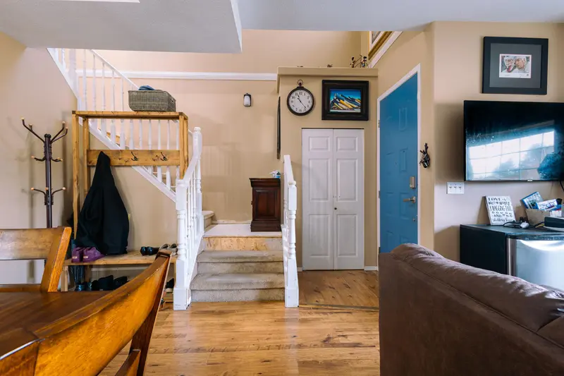 12 45306 BALMORAL AVENUE - photo 2 of 25