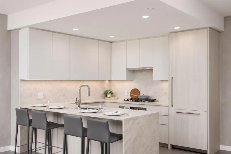 1502 1175 PINETREE WAY - photo 1 of 13