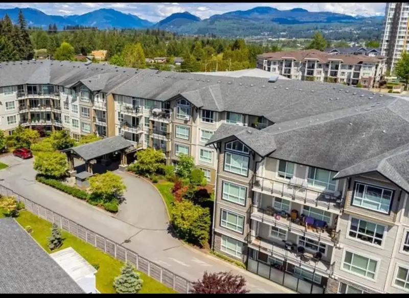 318 32729 GARIBALDI DRIVE - photo 1 of 34