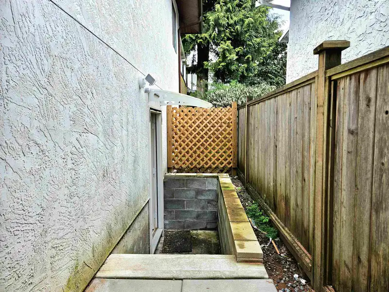 1220 NESTOR STREET - photo 2 of 3