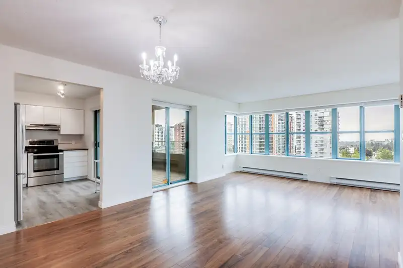 801 1555 EASTERN AVENUE - photo 1 of 30