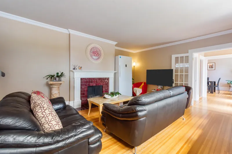 1945 W 45TH AVENUE - photo 2 of 21