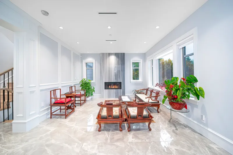 1 4085 W 41ST AVENUE - photo 4 of 25