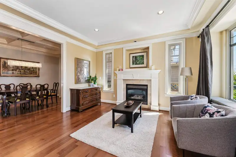 3512 CALDER AVENUE - photo 4 of 40