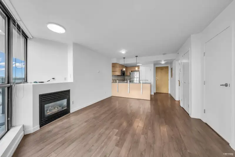 1901 501 PACIFIC STREET - photo 3 of 33