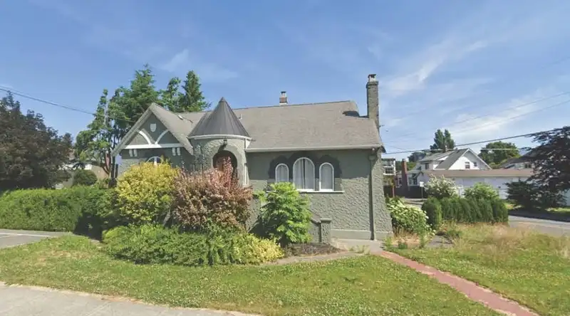 46085 FIRST AVENUE - photo 1 of 27